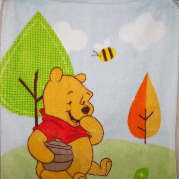 Disney Winnie the Pooh Honey Pot Bumble Bee Vintage Fleece Baby Blanket 30 x 39 - Picture 6 of 8